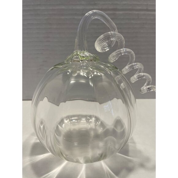 Beautiful Clear Blown Glass Pumpkin Signed - Picture 3 of 8